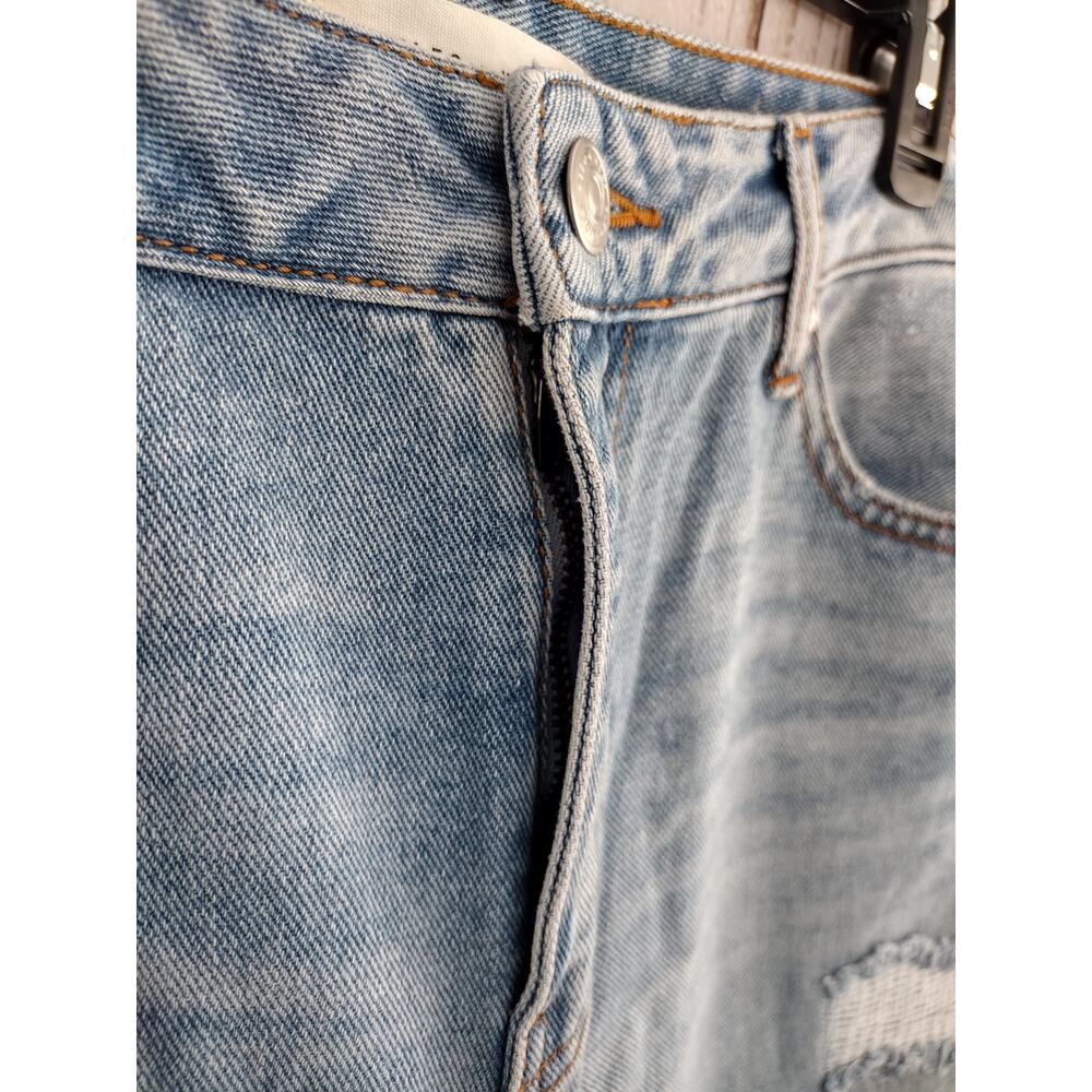 Cleo + Wolf Patchwork Distressed Light-Wash High-… - image 8